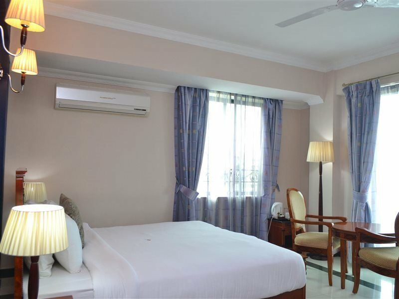 Hotel Nikko Towers Dar es Salaam Exterior foto